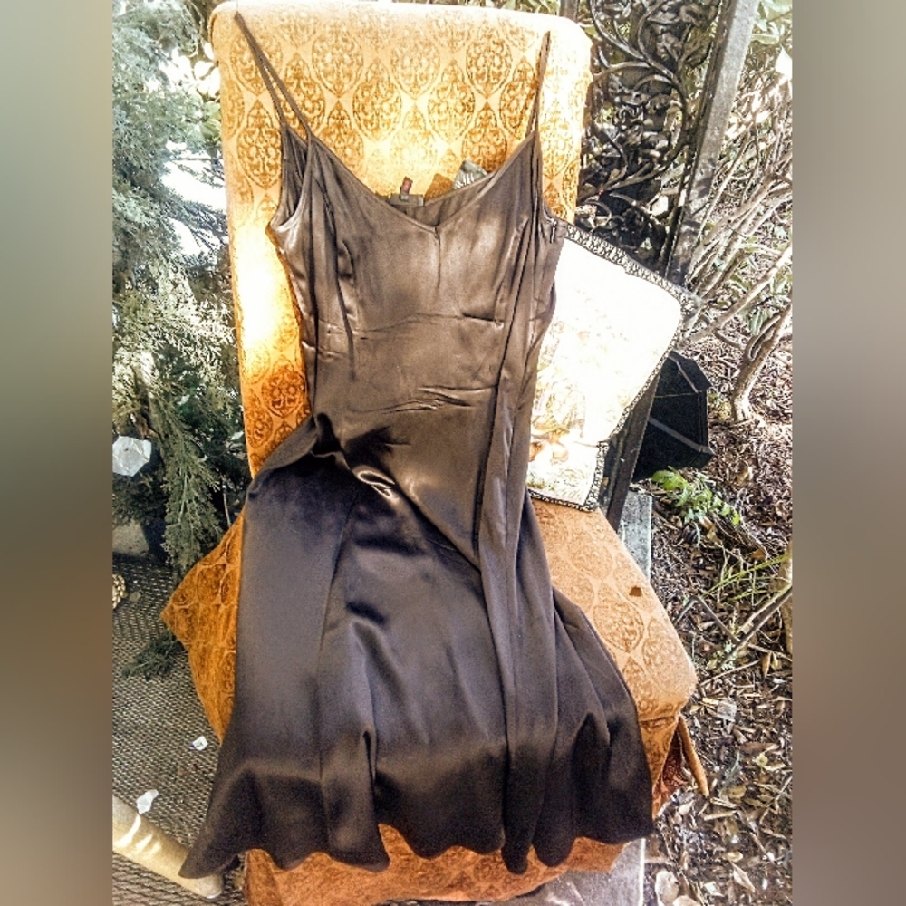 Stunning Escada Silk Chocolate Brown Slip Midi Zippered Dress